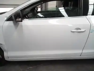 Second-hand car spare part left front door for renault laguna coupe gt oem iam references 