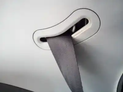 Peça sobressalente para automóvel em segunda mão  por KIA RIO  Referências OEM IAM   