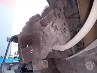 Автозапчастина б/у задній лівий гальмівний супорт для MERCEDES-BENZ CLASE C (W205) LIM. C 220 CDI BlueTEC (205.004) Посилання на OEM IAM A2054231998  