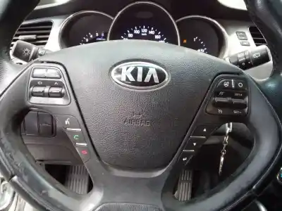 Second-hand car spare part airbag kit for kia cee´d drive oem iam references 95910a2320  