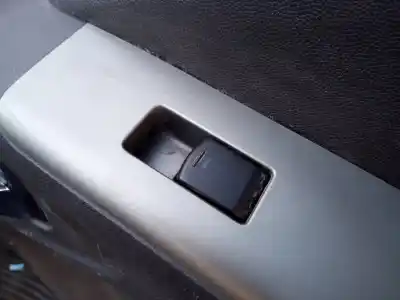 Автозапчасти б/у управление задними правыми стеклами за NISSAN NAVARA PICK-UP (D40M) Double Cab XE 4X4 ссылки OEM IAM   