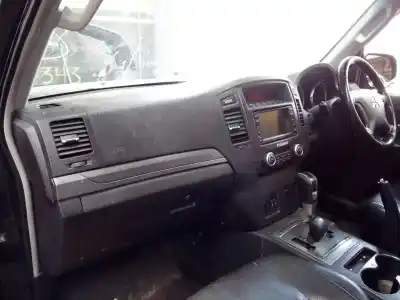 Автозапчасти б/у панель приборов за MITSUBISHI MONTERO (V80/V90) 3.2 DI-D CAT ссылки OEM IAM   
