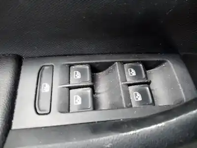 Tweedehands auto-onderdeel linker voorruit schakelaar voor skoda rapid active oem iam-referenties 