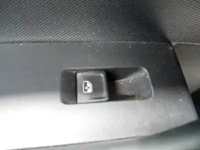 Tweedehands auto-onderdeel bediening links achterruiten voor skoda rapid active oem iam-referenties 