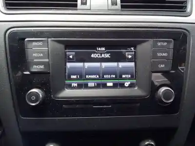 Tweedehands auto-onderdeel audiosysteem / radio-cd voor skoda rapid active oem iam-referenties 