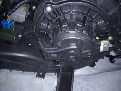 Автозапчасти б/у нагревательный вентилятор за HYUNDAI I30 (GD) Trend ссылки OEM IAM F00S3B2474  