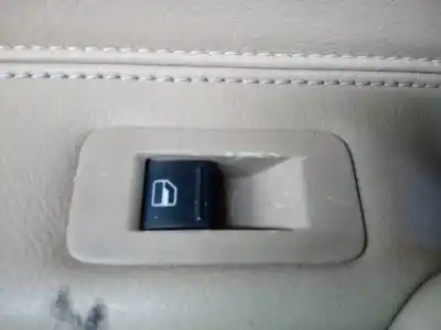 Peça sobressalente para automóvel em segunda mão botão / interruptor elevador vidro traseiro esquerdo por volkswagen touareg (7l6) 3.0 v6 tdi dpf referências oem iam 