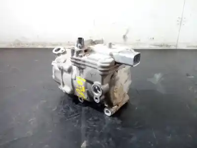 Pièce détachée automobile d'occasion  pour TOYOTA AURIS TOURING SPORTS (E18)  Références OEM IAM 0422001330 P3-B3-5-2 8807798