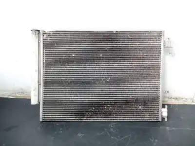 Pièce détachée automobile d'occasion Condenseur De Climatisation pour RENAULT CLIO IV Societé Références OEM IAM 924006843R P2-A4-4 