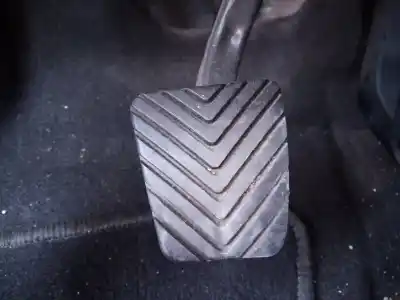 Peça sobressalente para automóvel em segunda mão pedal de travão por kia carens ( ) drive referências oem iam 
