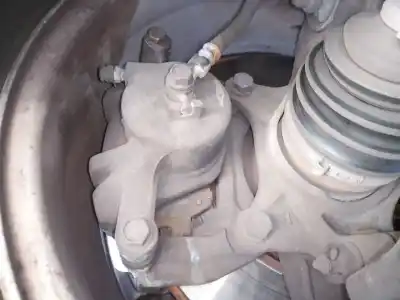 Peça sobressalente para automóvel em segunda mão pinça de travão dianteira direita por kia carens ( ) drive referências oem iam 