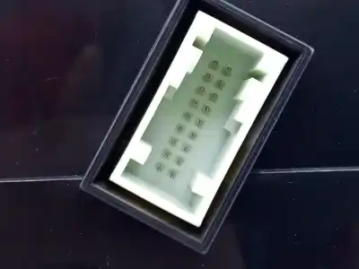 Second-hand car spare part dashboard for opel combo life edition oem iam references 9831102480 e3-a4-21-2 