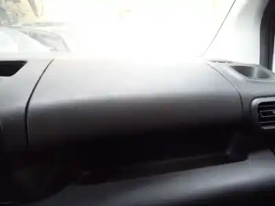 Second-hand car spare part glove compartment for opel combo life edition oem iam references 