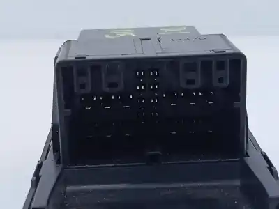 Second-hand car spare part left front power window switch for suzuki vitara 1.6 16v cat oem iam references  e3-b4-17-4 