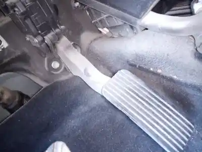 Second-hand car spare part accelerator pedal for kia cee´d active oem iam references a30327002b300