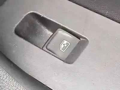 Автозапчастина б/у передній правий віконний вимикач для SKODA RAPID Active Посилання на OEM IAM   