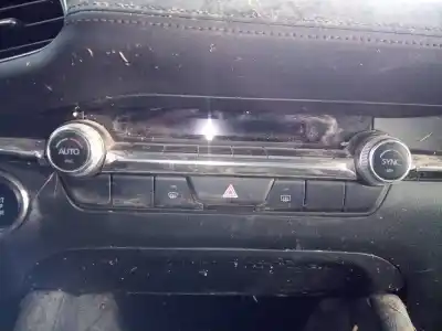 Piesă de schimb auto la mâna a doua panou clima pentru mazda 3 sedán (bp) evolution-x referințe oem iam 