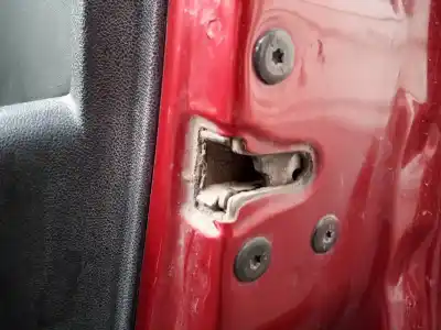 Peça sobressalente para automóvel em segunda mão fechadura da porta dianteira direita por dacia sandero laureate referências oem iam 