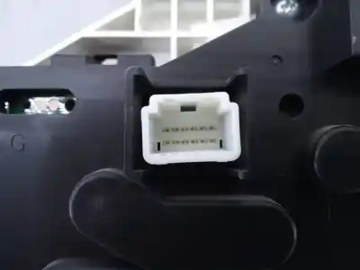 Автозапчастина б/у панель інструментів для nissan pulsar (c13) acenta посилання на oem iam 3zn0anui4 e3-b4-21-4 