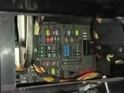 Peça sobressalente para automóvel em segunda mão  por BMW SERIE 1 BERLINA (E81/E87)  Referências OEM IAM   