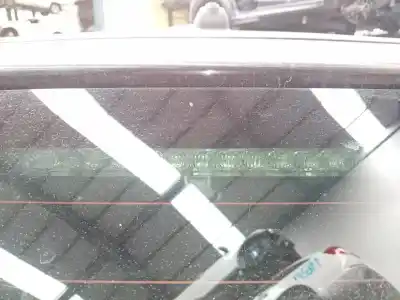 Peça sobressalente para automóvel em segunda mão Farolim De Travão Central por BMW SERIE 1 BERLINA (E81/E87) 118i Referências OEM IAM   