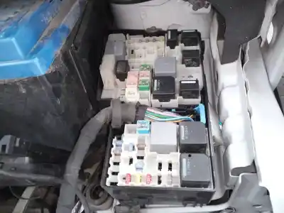 İkinci el araba yedek parçası röle/sigorta kutusu için ford grand c-max (ceu) trend oem iam referansları 