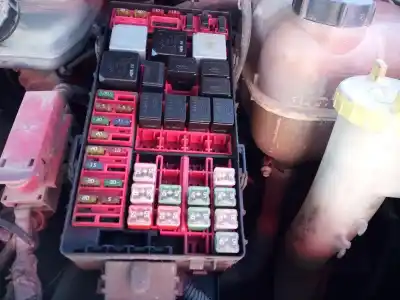 İkinci el araba yedek parçası Röle/sigorta Kutusu için FORD TRANSIT CAJA CERRADA, LARGA (FY) (2000 =>) FT 330 2.4 OEM IAM referansları   