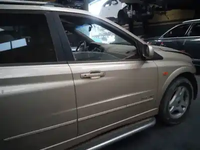 Second-hand car spare part front right door for ssangyong kyron 200 xdi limited oem iam references   