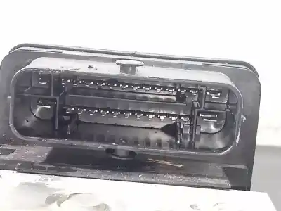 Peça sobressalente para automóvel em segunda mão abs por skoda rapid active referências oem iam 6r0614517ca p3-b8-24-1 gnoa015zyvp