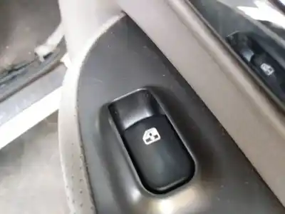 Автозапчасти б/у управление задними правыми стеклами за KIA CARENS (UN) Active ссылки OEM IAM   