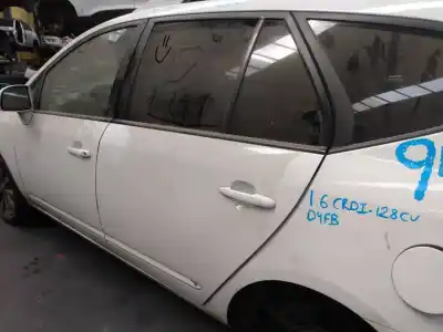 Автозапчастина б/у двері задні ліві для kia carens (un) active посилання на oem iam   