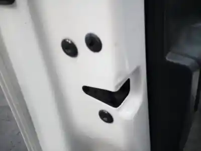 Peça sobressalente para automóvel em segunda mão fechadura da porta dianteira esquerda por skoda rapid active referências oem iam 