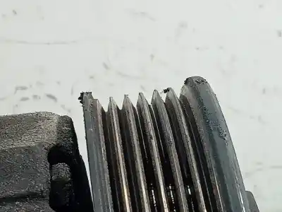 Pezzo di ricambio per auto di seconda mano compressore aria condizionata per skoda rapid active riferimenti oem iam 5q0820803d p3-b3-18-2 