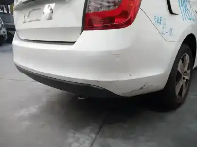 Peça sobressalente para automóvel em segunda mão para choques traseiro por skoda rapid active referências oem iam   