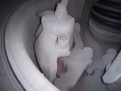 Peça sobressalente para automóvel em segunda mão pinça de travão dianteira direita por skoda rapid active referências oem iam 