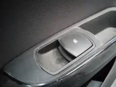 Second-hand car spare part right front power window switch for opel corsa d selective oem iam references 