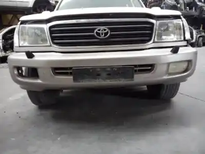 Recambio de automóvil de segunda mano de PARAGOLPES DELANTERO para TOYOTA LAND CRUISER (J10)  referencias OEM IAM   