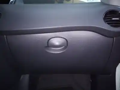 Автозапчастина б/у бардачок для renault koleos dynamique посилання на oem iam 