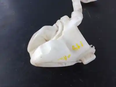 Second-hand car spare part windscreen washer bottle for citroen c3 live oem iam references  p2-a3-2 