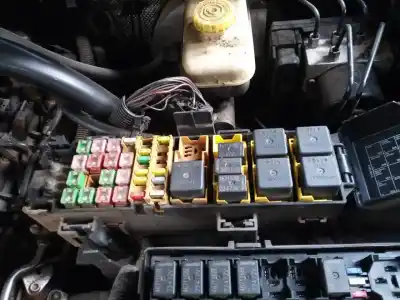 Peça sobressalente para automóvel em segunda mão  por JEEP GR. CHEROKEE (WH)  Referências OEM IAM   