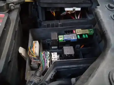 Peça sobressalente para automóvel em segunda mão caixa de fusíveis e relés por nissan qashqai (j10) tekna referências oem iam 