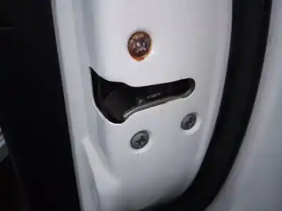 Peça sobressalente para automóvel em segunda mão fechadura da porta dianteira direita por nissan qashqai (j10) tekna referências oem iam 