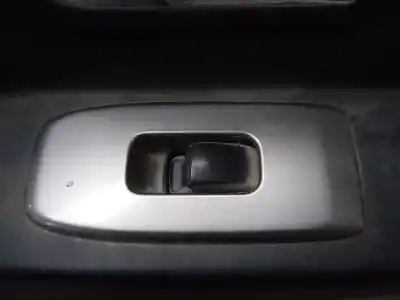 Автозапчасти б/у выключатель переднего правого окна за mitsubishi montero (v60/v70) 3.2 di-d avance ссылки oem iam 