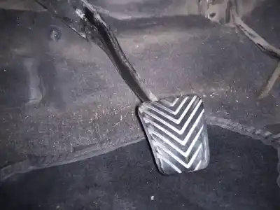 Second-hand car spare part Brake Pedal for MITSUBISHI MONTERO (V60/V70) 3.2 DI-D All-Four OEM IAM references   