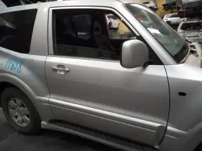Автозапчасти б/у дверь передняя правая за mitsubishi montero (v60/v70) 3.2 di-d avance ссылки oem iam   