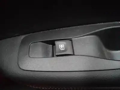 Tweedehands auto-onderdeel rechts achter ruiten bediening voor renault kadjar intens oem iam-referenties 