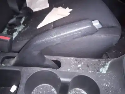 Second-hand car spare part handbrake lever for hyundai i20 klass oem iam references 