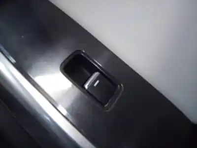 Pezzo di ricambio per auto di seconda mano interruttore alzacristalli anteriore destro per mazda 6 kombi () (.2012->) luxury awd riferimenti oem iam 