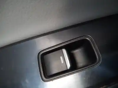 Pezzo di ricambio per auto di seconda mano comandi alzacristalli posteriore sinistro per mazda 6 kombi () (.2012->) luxury awd riferimenti oem iam 