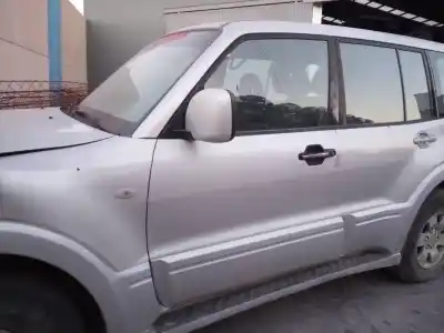 Автозапчасти б/у левая передняя дверь за mitsubishi montero (v60/v70) 3.2 di-d all-four ссылки oem iam   
